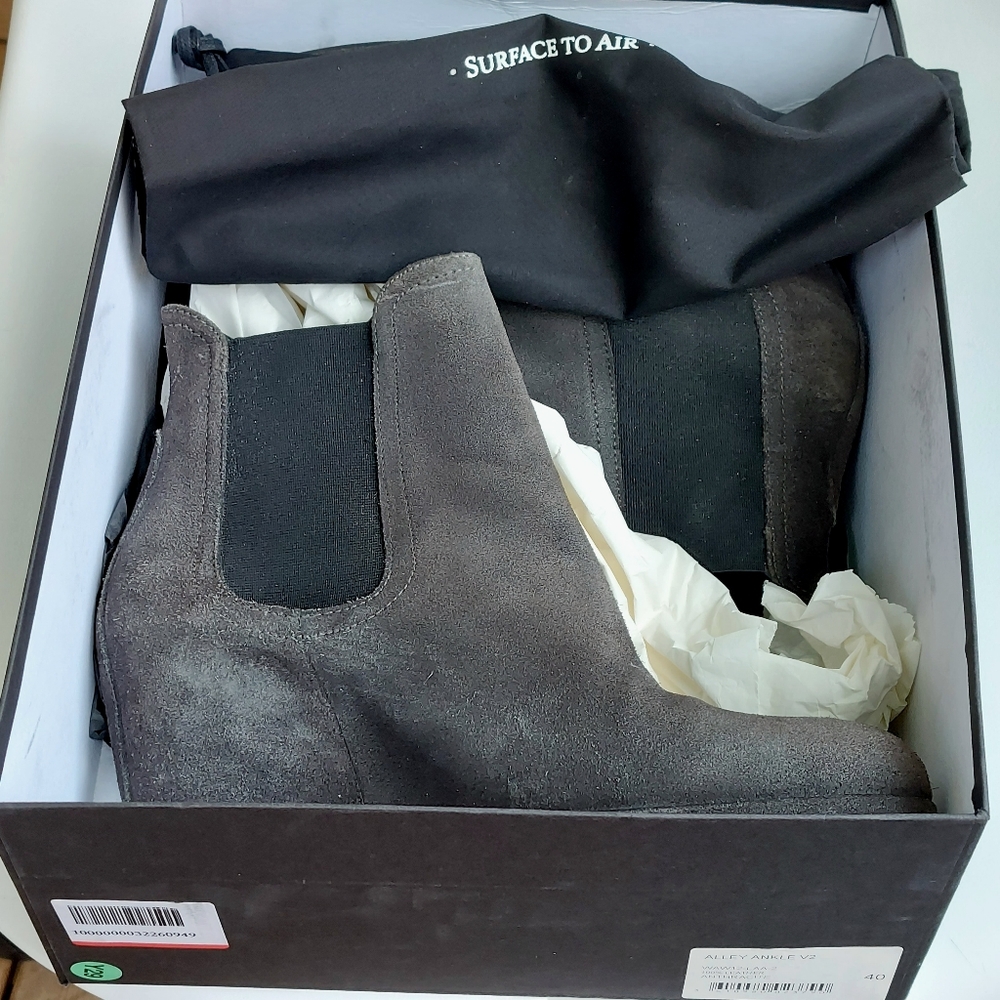 Surface to Air anthracite suede Alley Ankle wedge booties, EU40, GUC - Picture 12 of 14